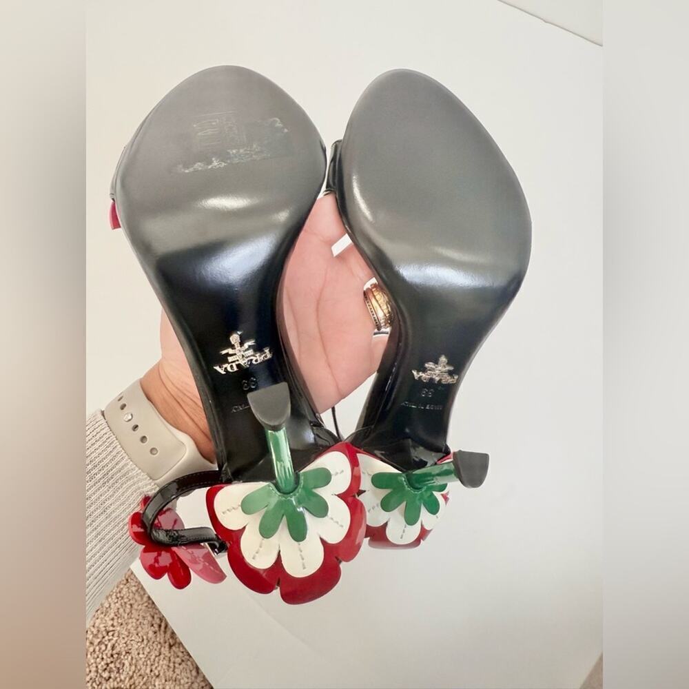 Prada Black red pink leather Runway Daisy floral high heel sandals EU 39 - Picture 7 of 11